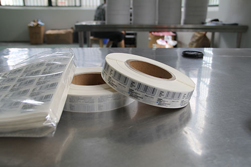 濕巾(jin)、輪胎(tai)及其(qi)它标(biao)簽